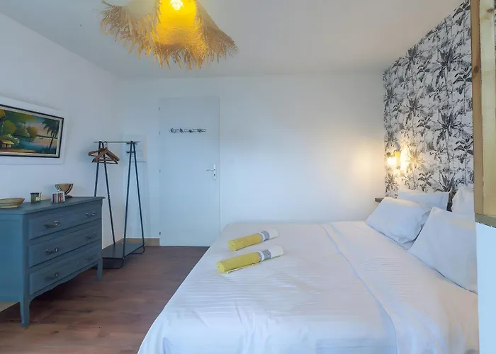 Gite De Charme, Rodez, Conques Ferienhaus